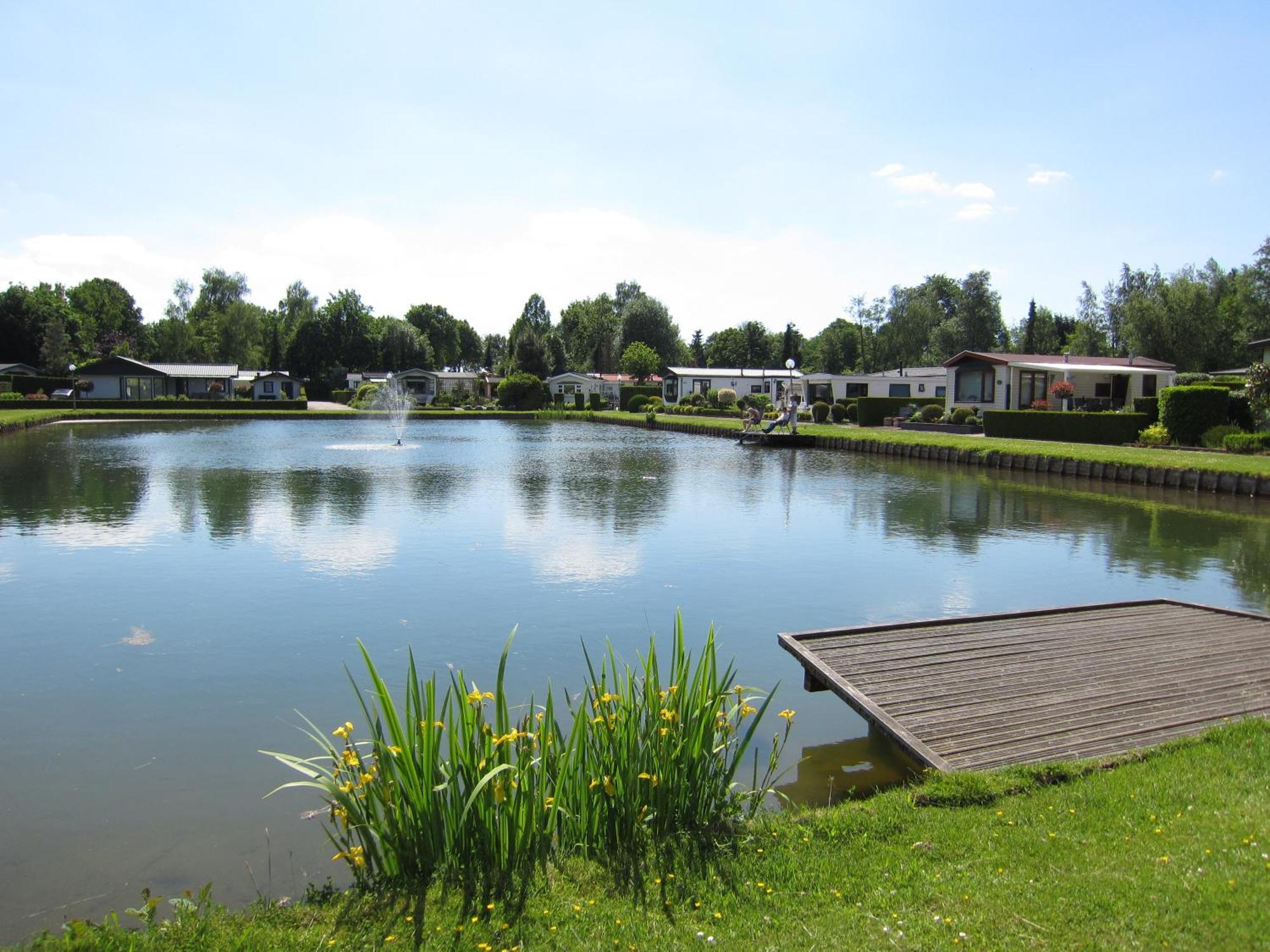 Hderh - Eco Lodge Op Vakantiepark De Ijsvogel, Zwembaden, Kids Fun, Natuur En Rust Фортайзен Екстериор снимка